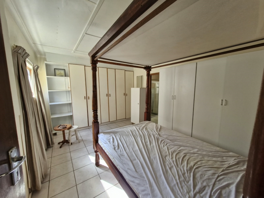 13 Bedroom Property for Sale in Jongensfontein Western Cape
